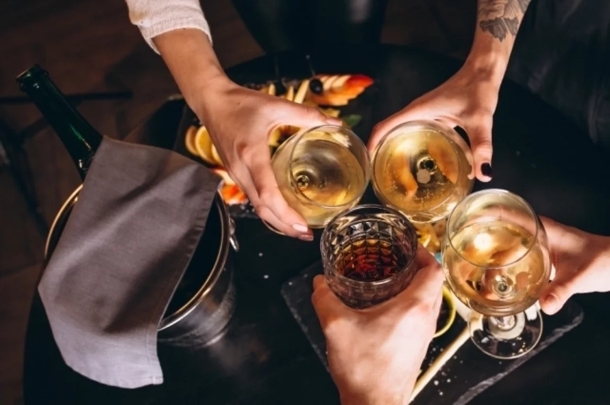 Безопасный алкоголь: какое вино снижает риск смерти? Исследование китайских ученых