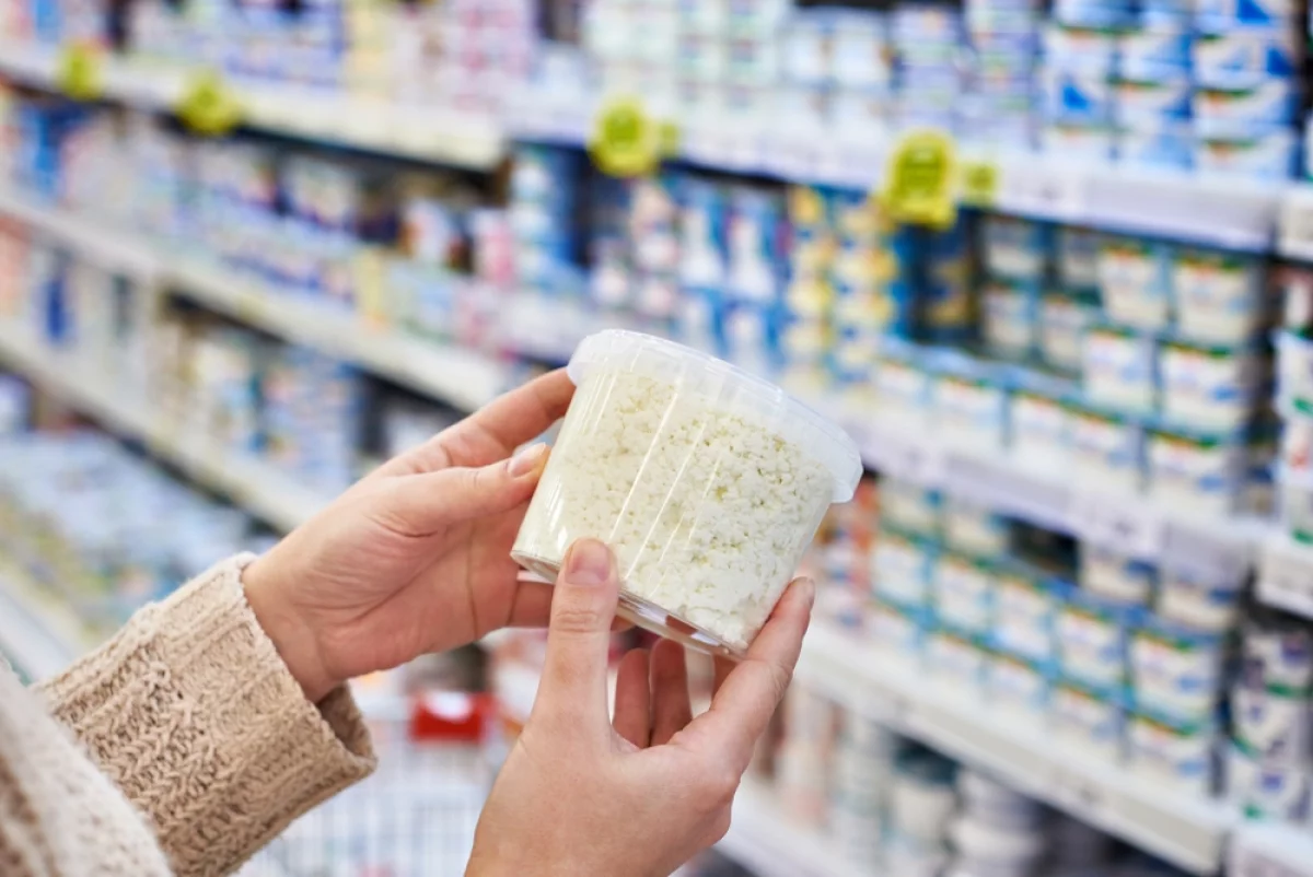 Почему обезжиренные молочные продукты могут быть вреднее цельных: мнение экспертов